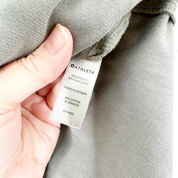 Athleta Farallon Mid Rise Skirt Semi Fitted Fern Green Activewear Hiking Size 10 - Picture 6 of 11